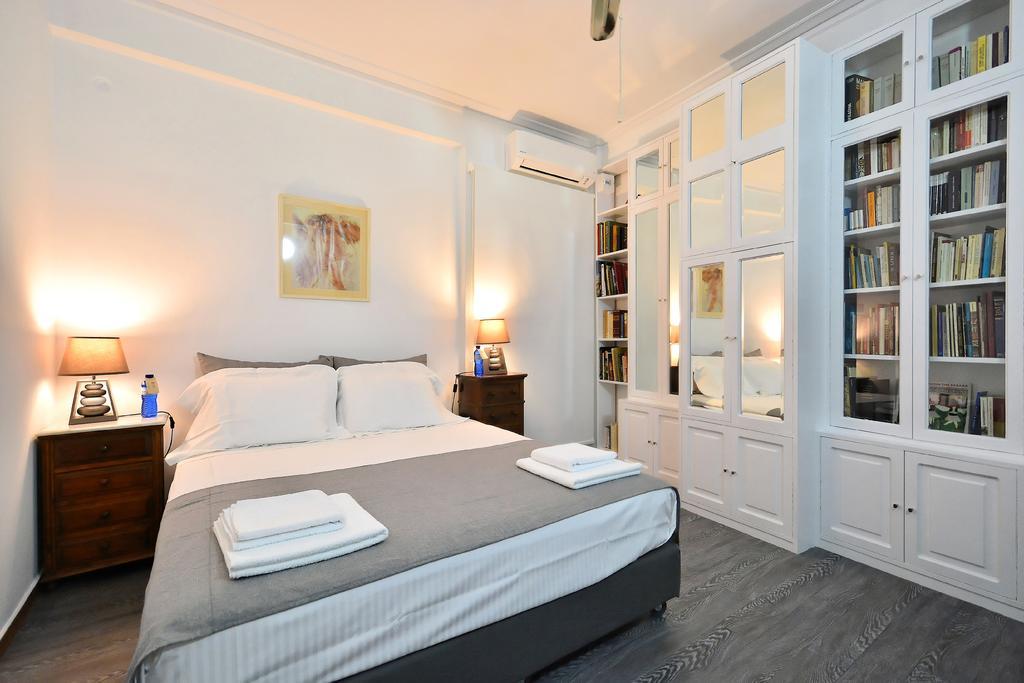 Plaka Elegant Apartment Atenas Exterior foto